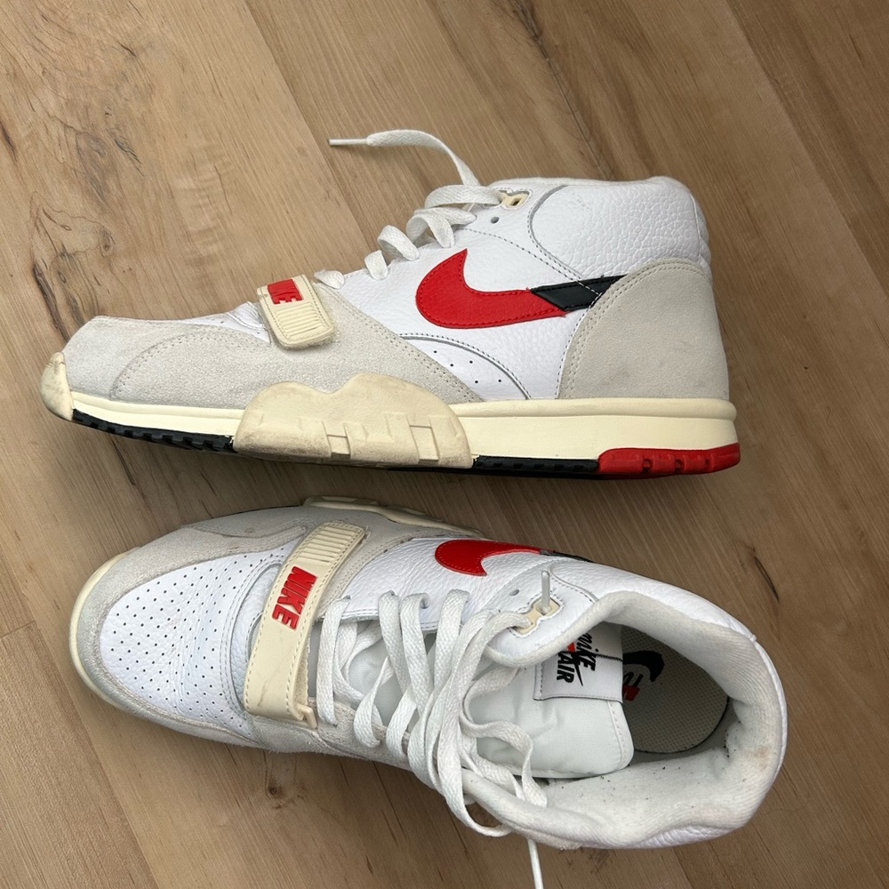 Nike mens White and Red High-Top Sneakers